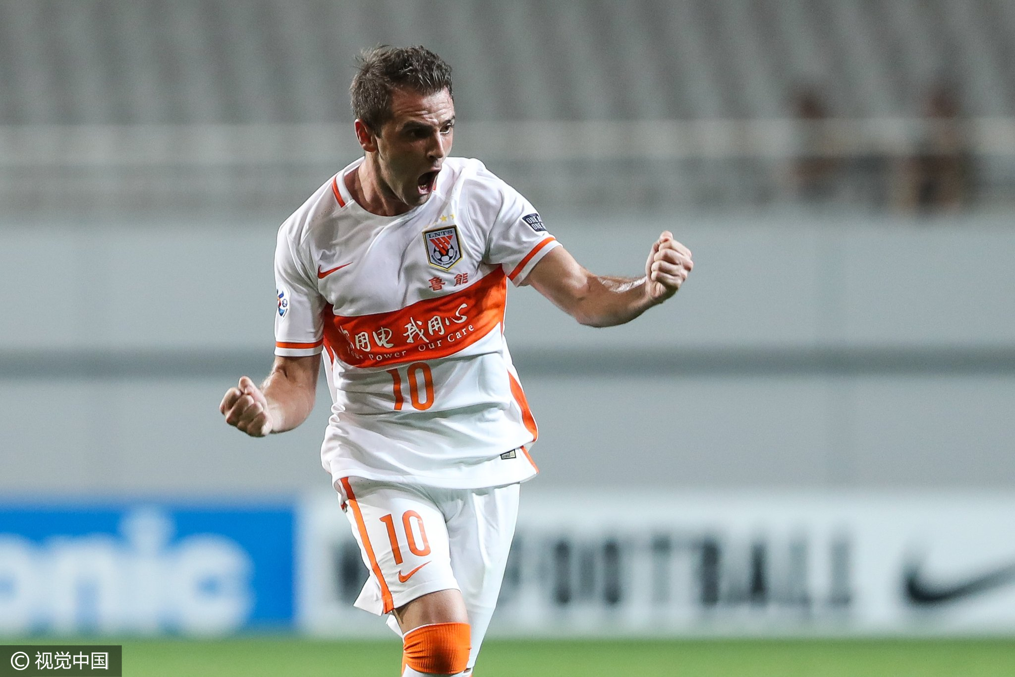 关于赛后突围战来临，阿斯顿维拉围绕亚冠主帅复盘，更衣室稳定，心理建设被强调的信息